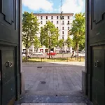 Metro Blu Tricolore - Concordia Apartman Milánó